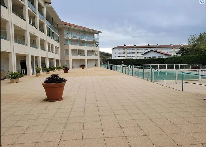 Du Golf Et Nivelle *