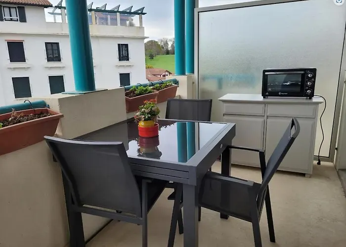 Appartement Du Golf Et Nivelle Ciboure